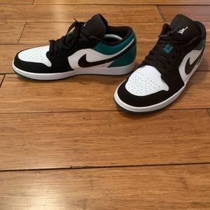 Air Jordan 1 lows Mystic Green